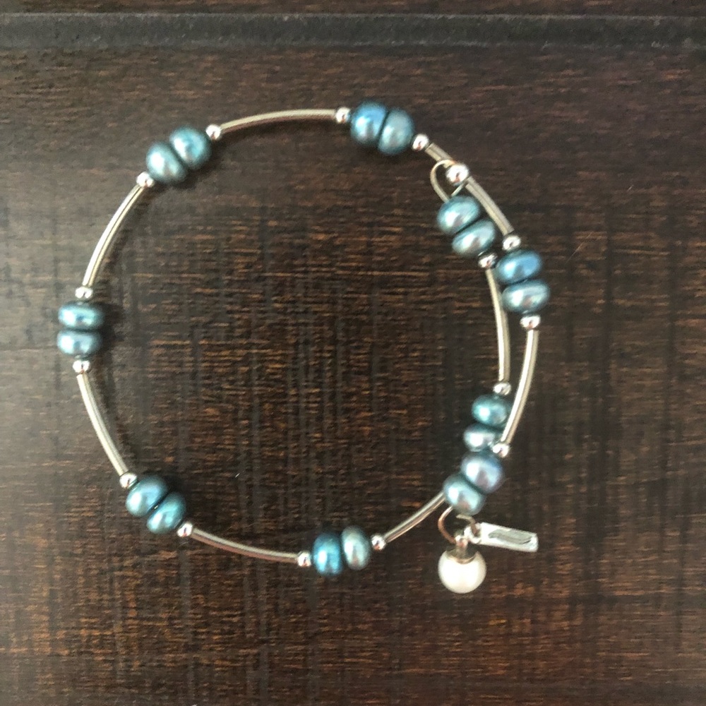 Pearl bracelet